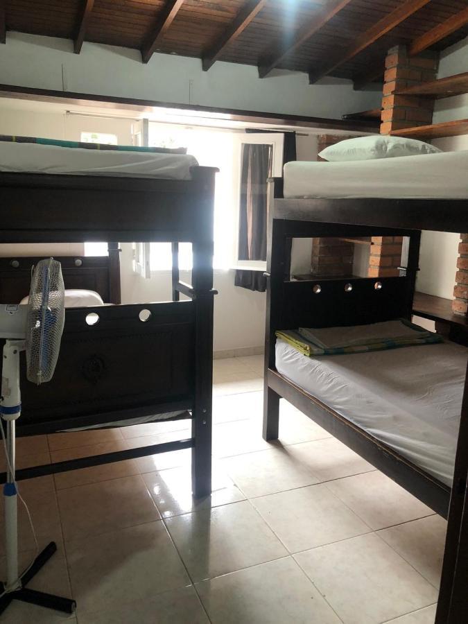 New Memphis Hostal Medellin Bagian luar foto