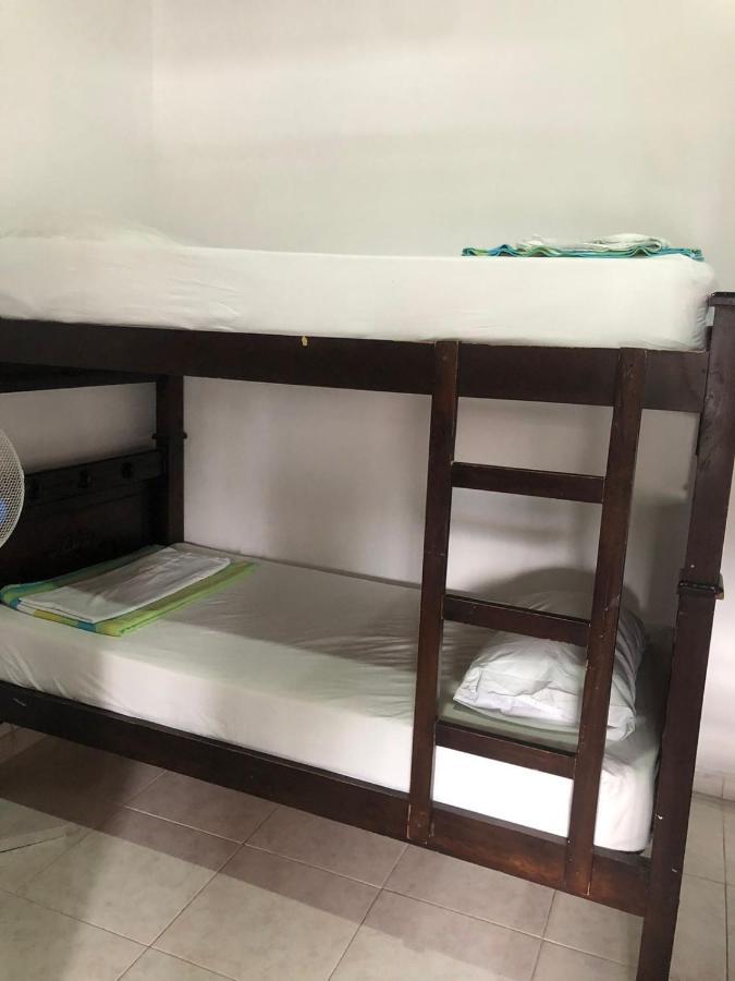 New Memphis Hostal Medellin Bagian luar foto