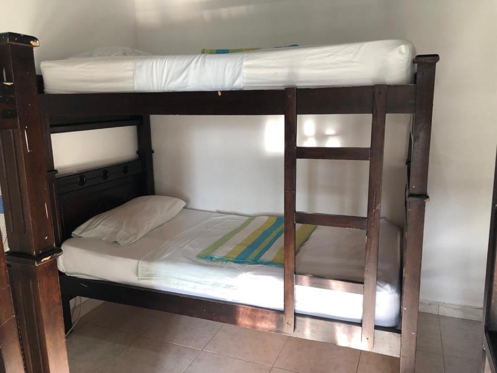 New Memphis Hostal Medellin Bagian luar foto